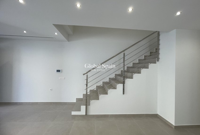 Nouvelle construction - VILLA -
ALMORADÍ - Heredades