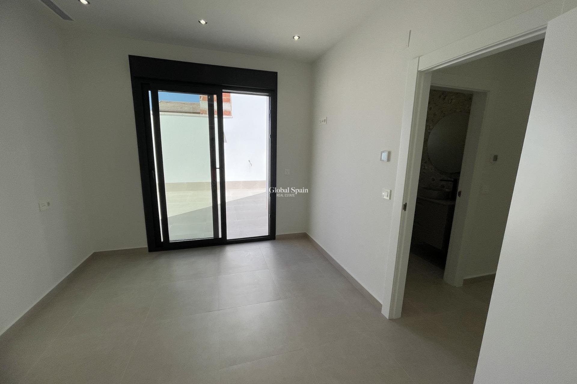 Nouvelle construction - VILLA -
ALMORADÍ - Heredades