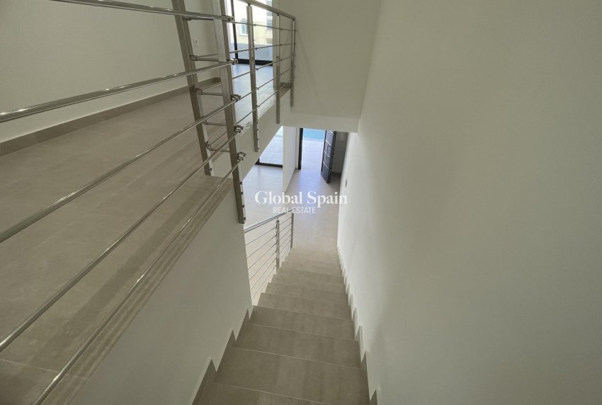 Nouvelle construction - VILLA -
ALMORADÍ - Heredades