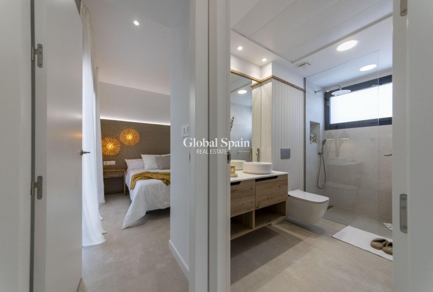 Nouvelle construction - VILLA -
BAÑOS Y MENDIGO - Altaona Golf