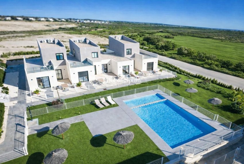 Nouvelle construction - VILLA -
BAÑOS Y MENDIGO - Altaona Golf