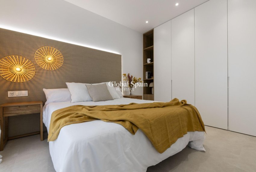 Nouvelle construction - VILLA -
BAÑOS Y MENDIGO - Altaona Golf