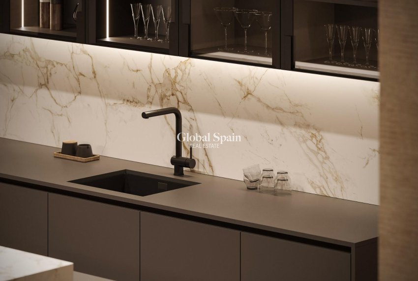 Nouvelle construction - VILLA -
BENAHAVÍS - Urb. Alborada