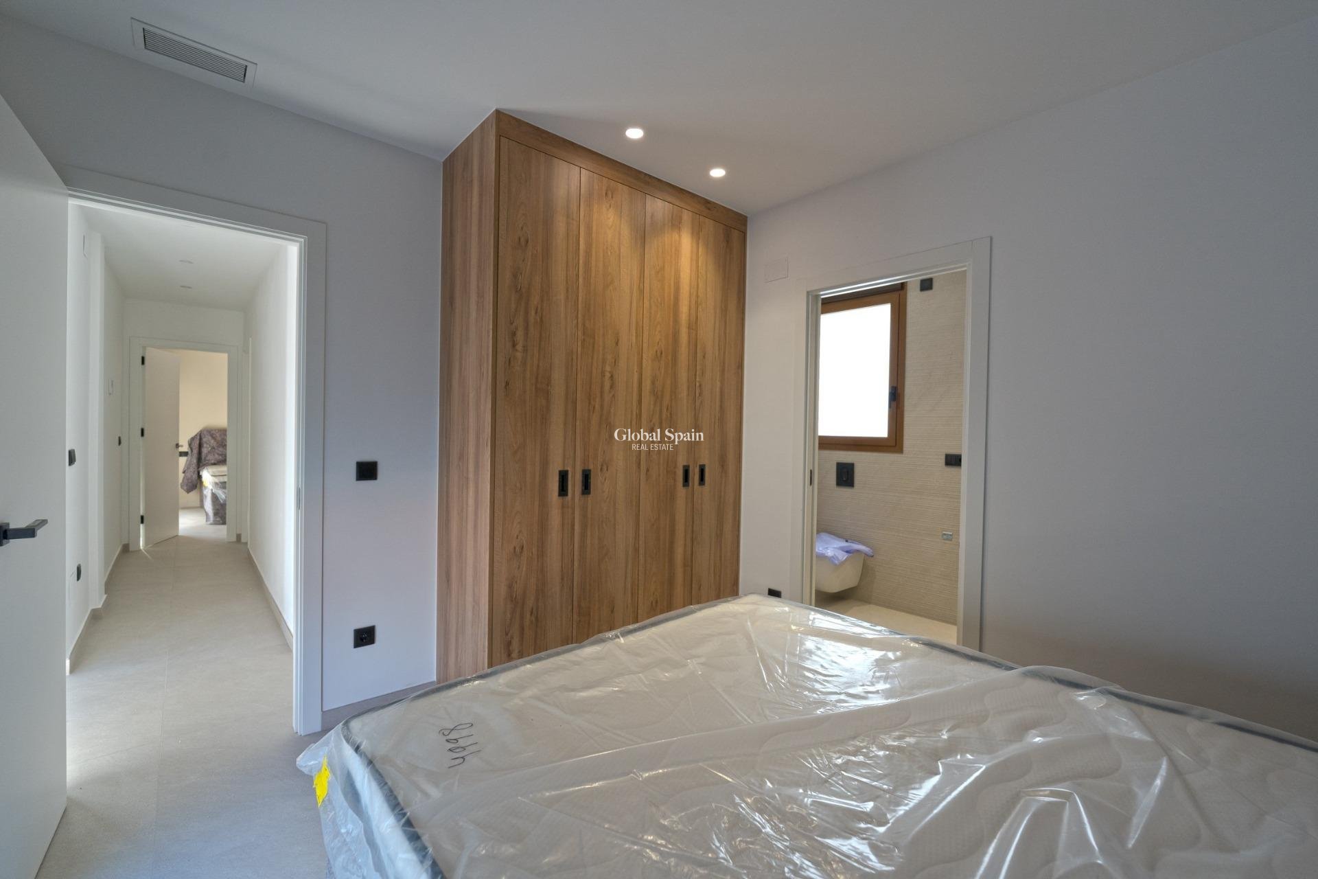 Nouvelle construction - VILLA -
BENEJÚZAR - alta