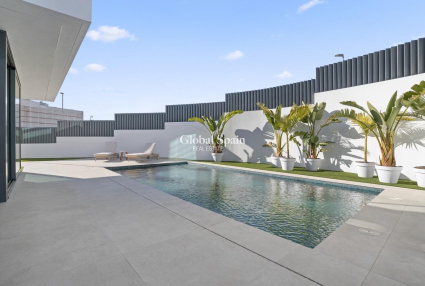 Nouvelle construction - VILLA -
BENIDORM - Rincón de Loix