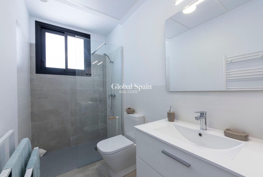 Nouvelle construction - VILLA -
CALASPARRA - Coto riñales