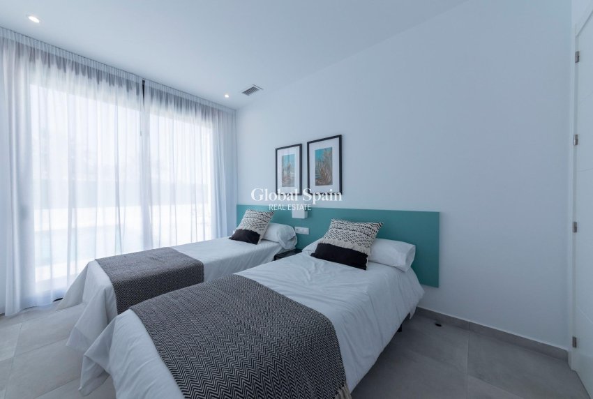 Nouvelle construction - VILLA -
CALASPARRA - Coto riñales