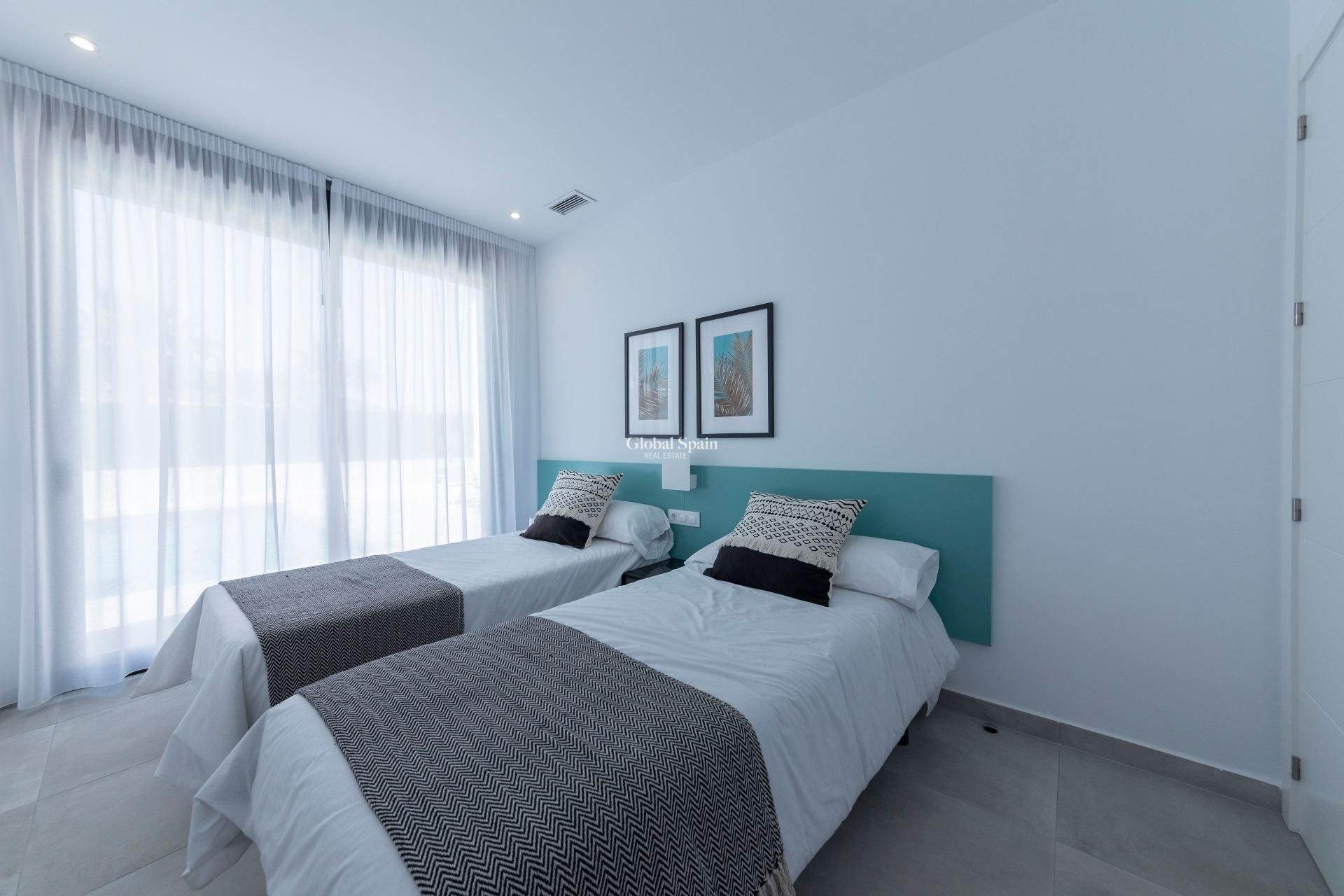 Nouvelle construction - VILLA -
CALASPARRA - Coto riñales