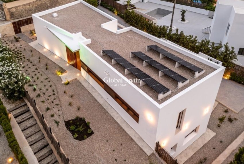 Nouvelle construction - Villa -
Calpe - La Fustera