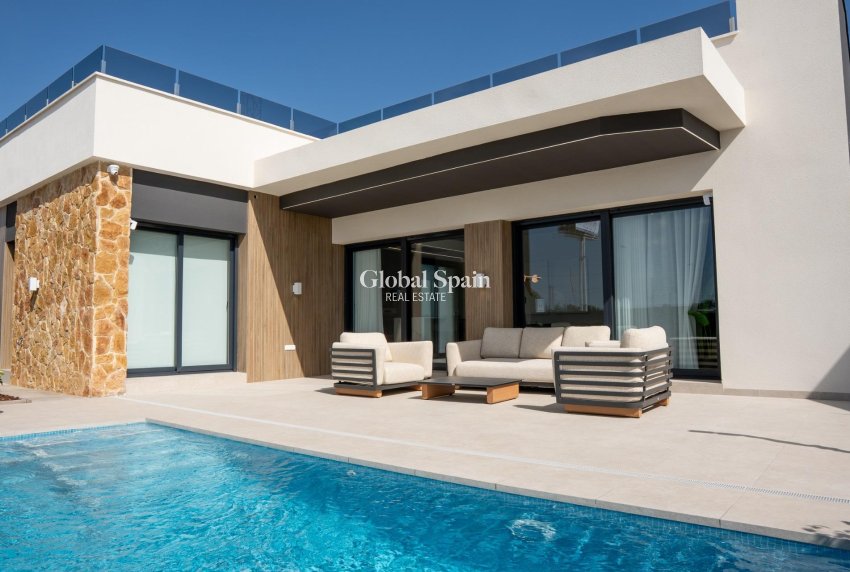 Nouvelle construction - VILLA -
CIUDAD QUESADA