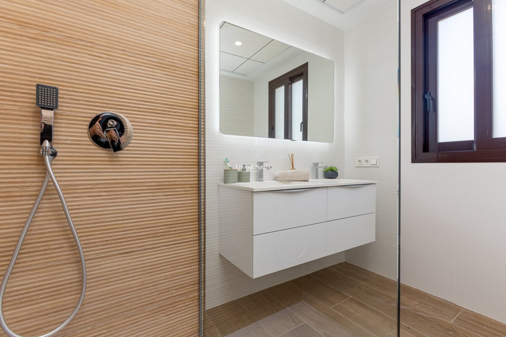 Nouvelle construction - VILLA -
FINESTRAT