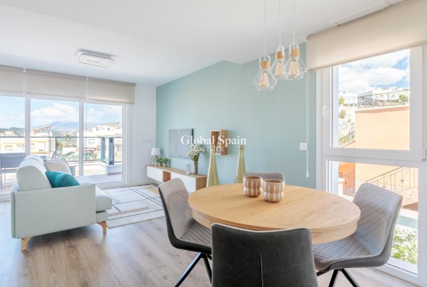 Nouvelle construction - Villa -
FINESTRAT