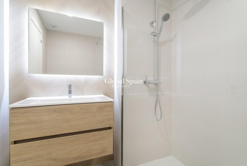 Nouvelle construction - Villa -
FINESTRAT