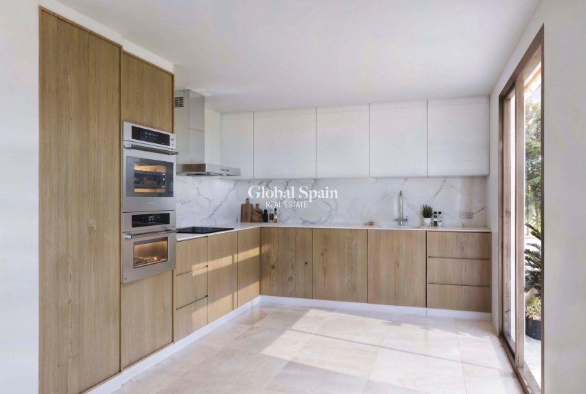 Nouvelle construction - VILLA -
LA NUCÍA - Don Mar