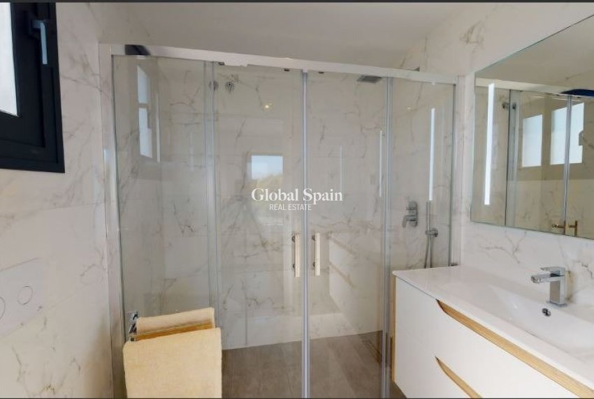 Nouvelle construction - Villa -
La Nucía - Urb. Don Mar