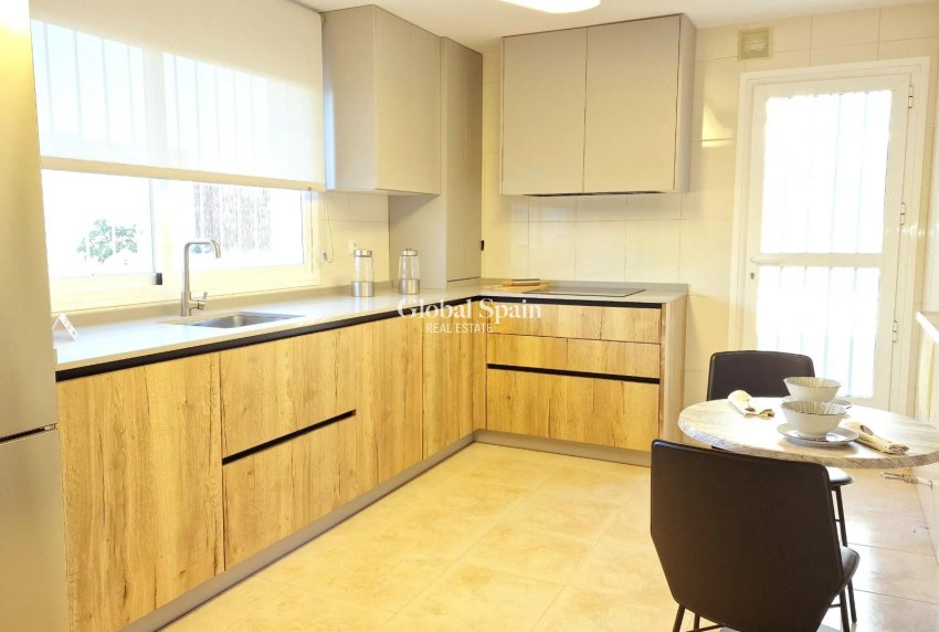 Nouvelle construction - VILLA -
LORCA - Purias