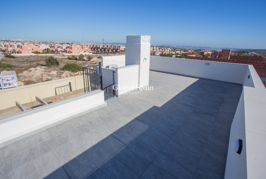 Nouvelle construction - Villa -
LOS MONTESINOS - La Herada
