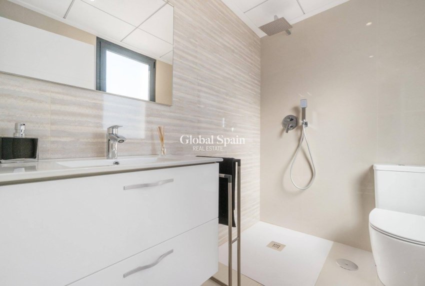 Nouvelle construction - Villa -
LOS MONTESINOS - La Herrada