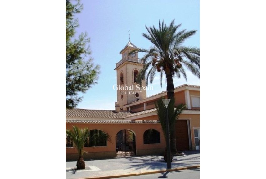 Nouvelle construction - Villa -
LOS MONTESINOS - La Herrada