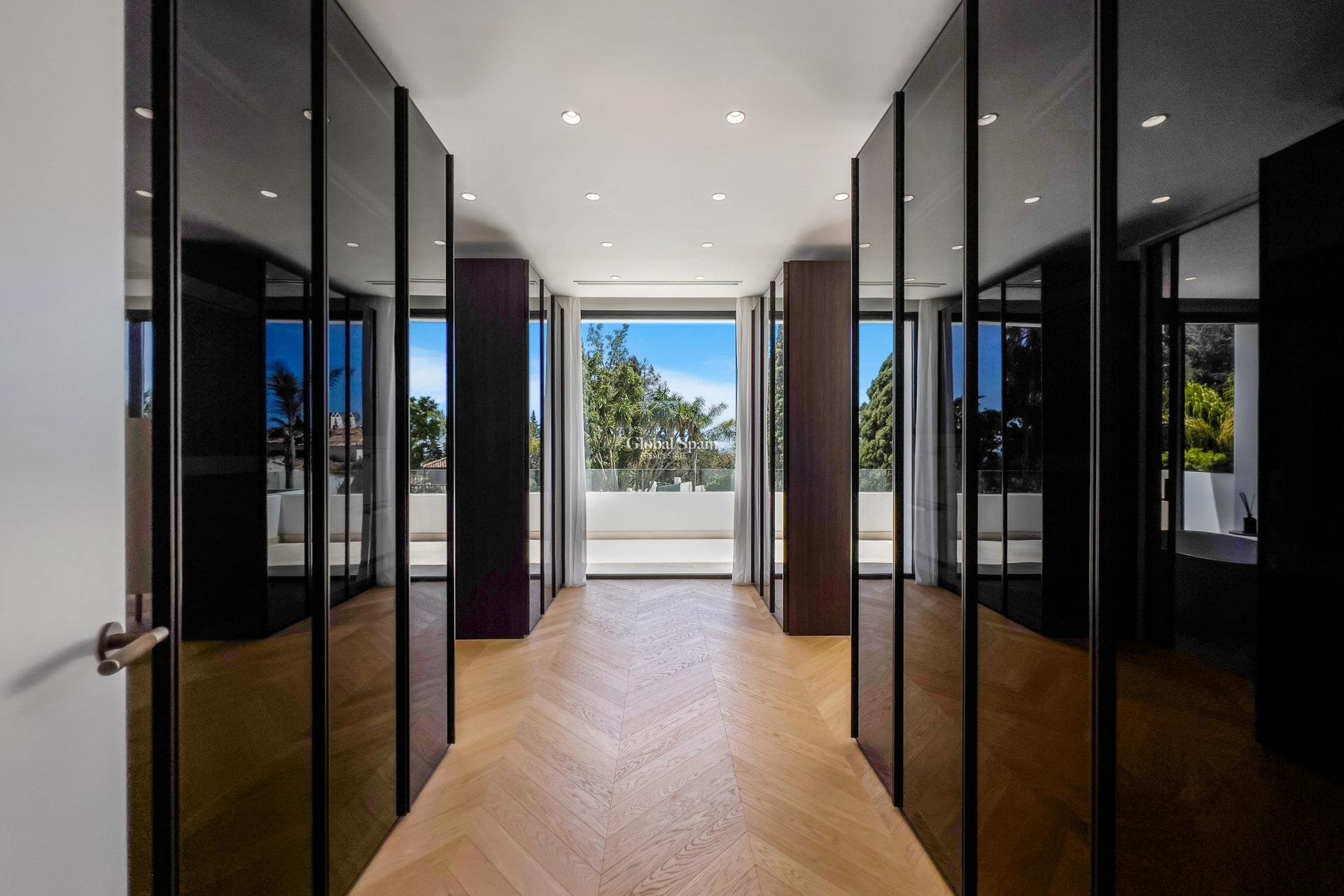 Nouvelle construction - VILLA -
MARBELLA - Lomas De Marbella Club