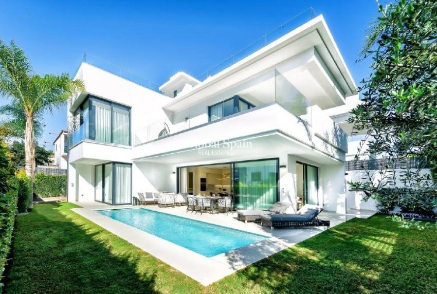 Nouvelle construction - Villa -
MARBELLA - The Golden Mile