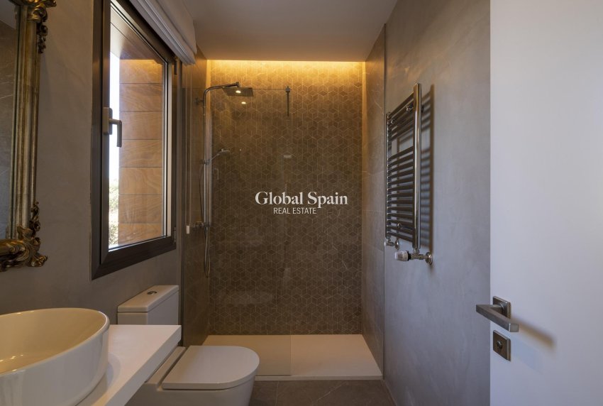 Nouvelle construction - VILLA -
MIJAS - Las Farolas