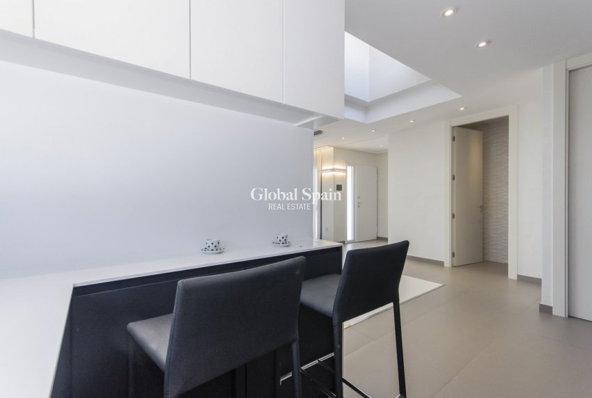 Nouvelle construction - VILLA -
ORIHUELA COSTA - CAMPOAMOR