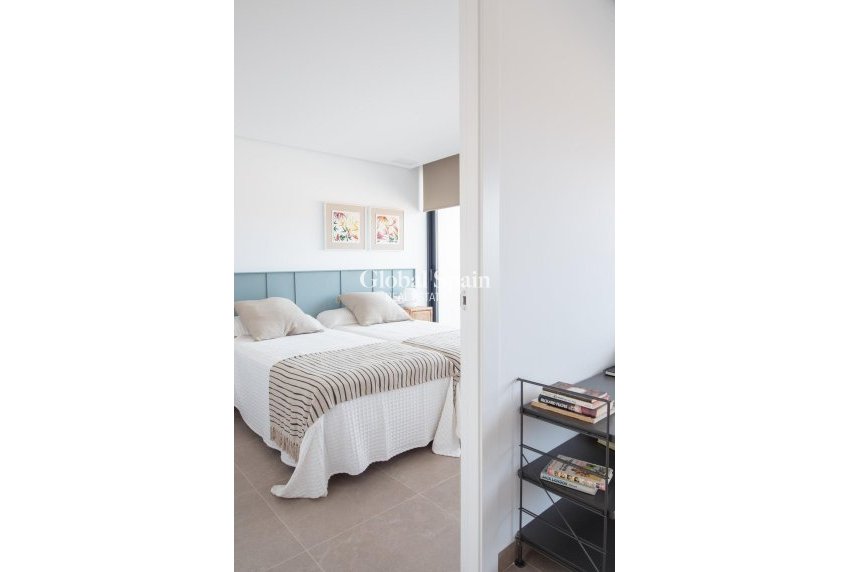 Nouvelle construction - VILLA -
ORIHUELA COSTA - CAMPOAMOR