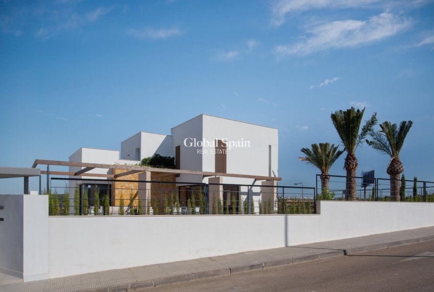 Nouvelle construction - VILLA -
ORIHUELA COSTA - CAMPOAMOR