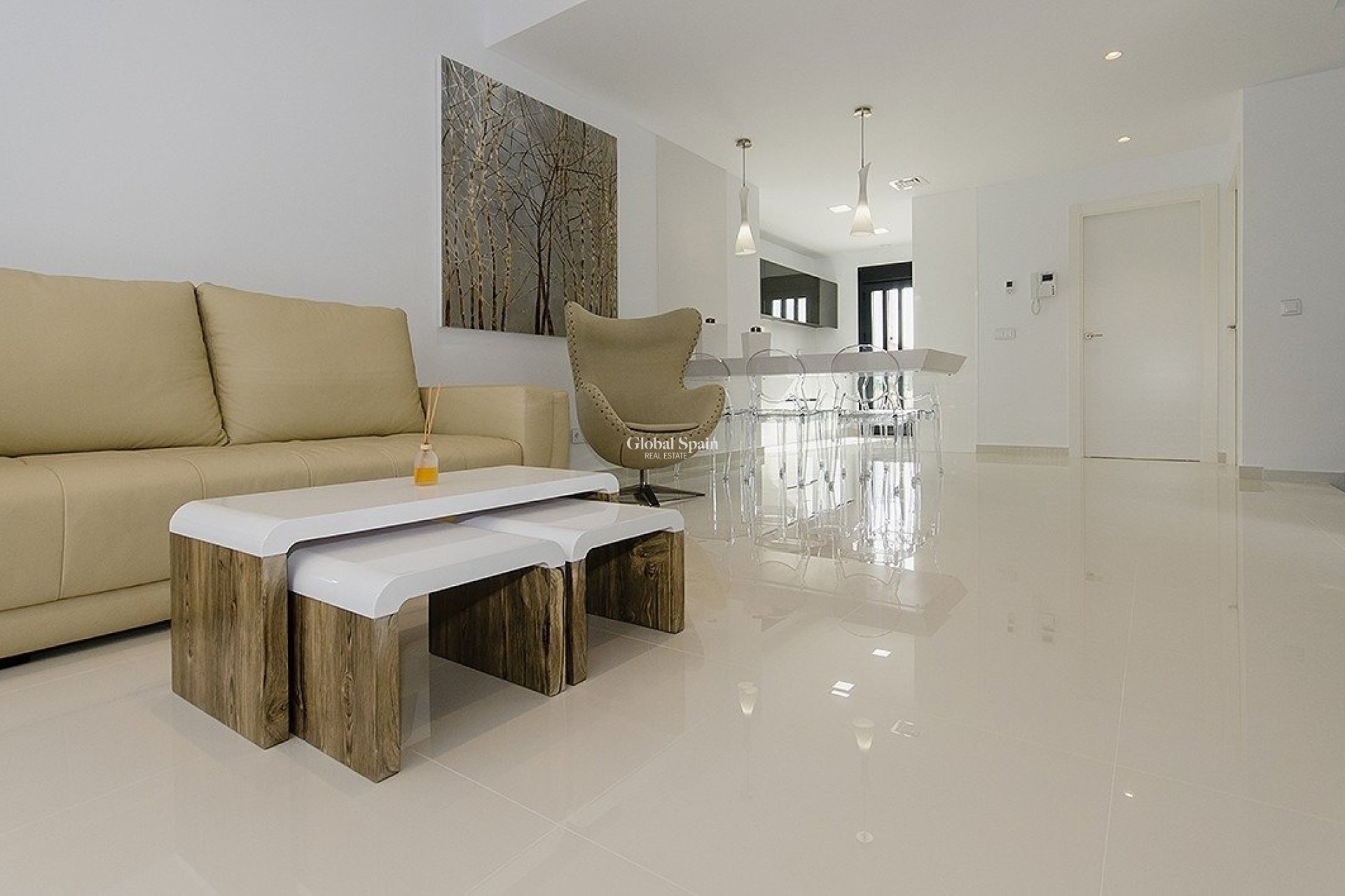 Nouvelle construction - VILLA -
ORIHUELA COSTA - CAMPOAMOR