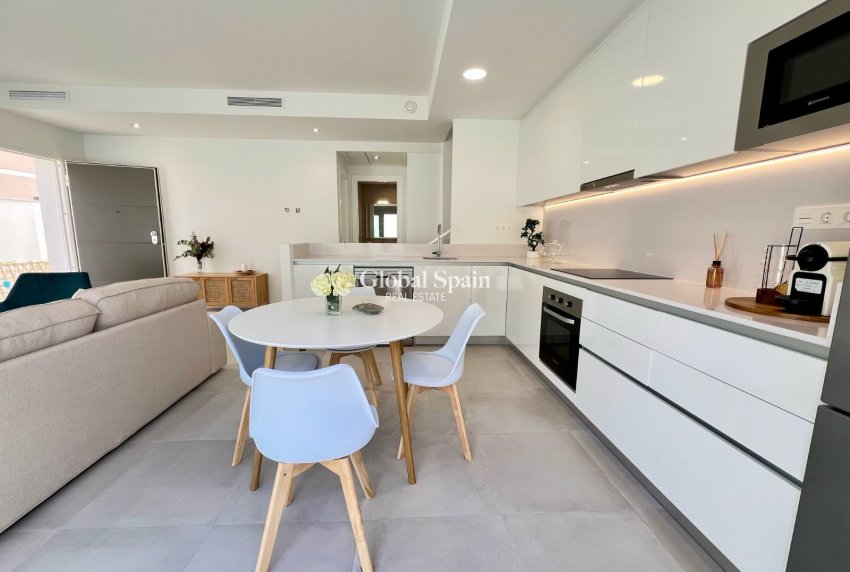 Nouvelle construction - VILLA -
ORIHUELA COSTA - Orihuela Costa