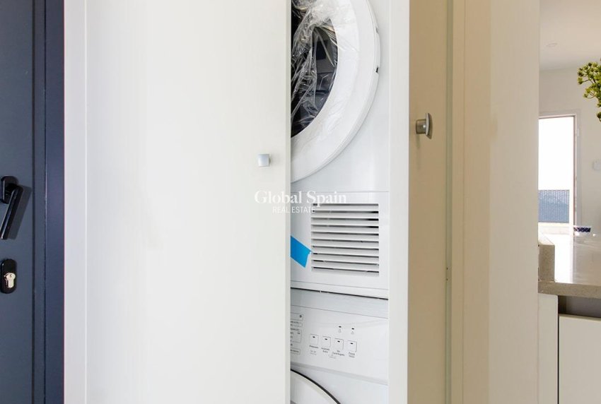 Nouvelle construction - VILLA -
ORIHUELA - Vistabella Golf