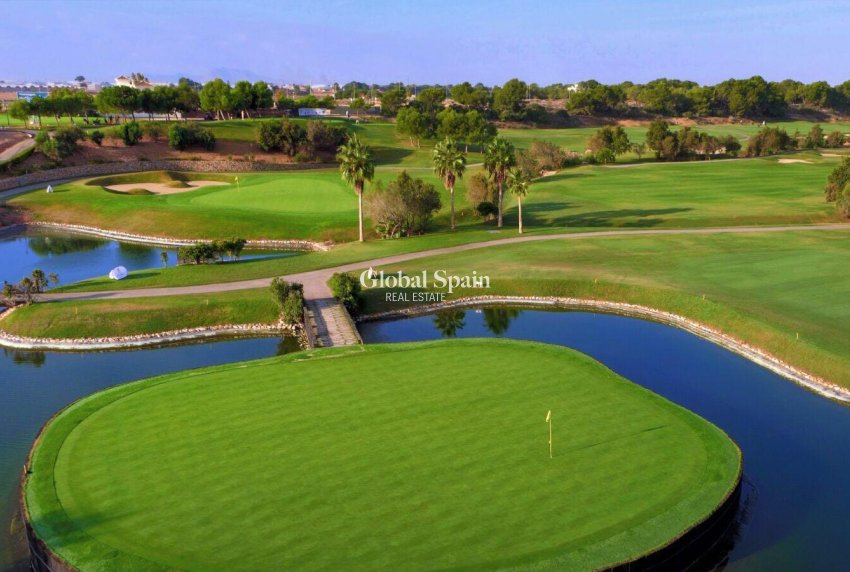 Nouvelle construction - VILLA -
PILAR DE LA HORADADA - Lo Romero Golf