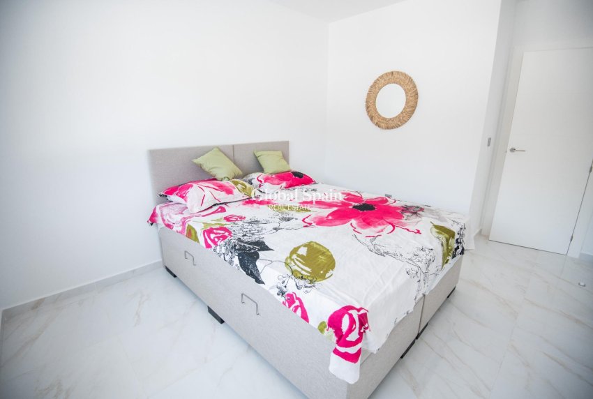 Nouvelle construction - Villa -
PILAR DE LA HORADADA - Pinar de Campoverde