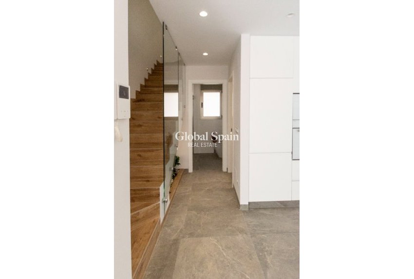 Nouvelle construction - Villa -
PILAR DE LA HORADADA