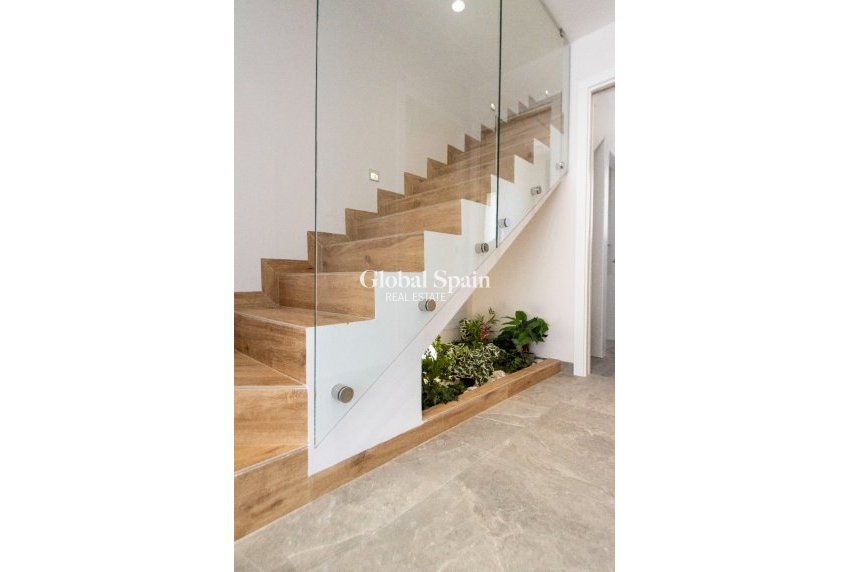 Nouvelle construction - Villa -
PILAR DE LA HORADADA