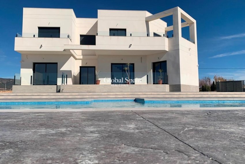 Nouvelle construction - VILLA -
Pinoso - Camino Del Prado