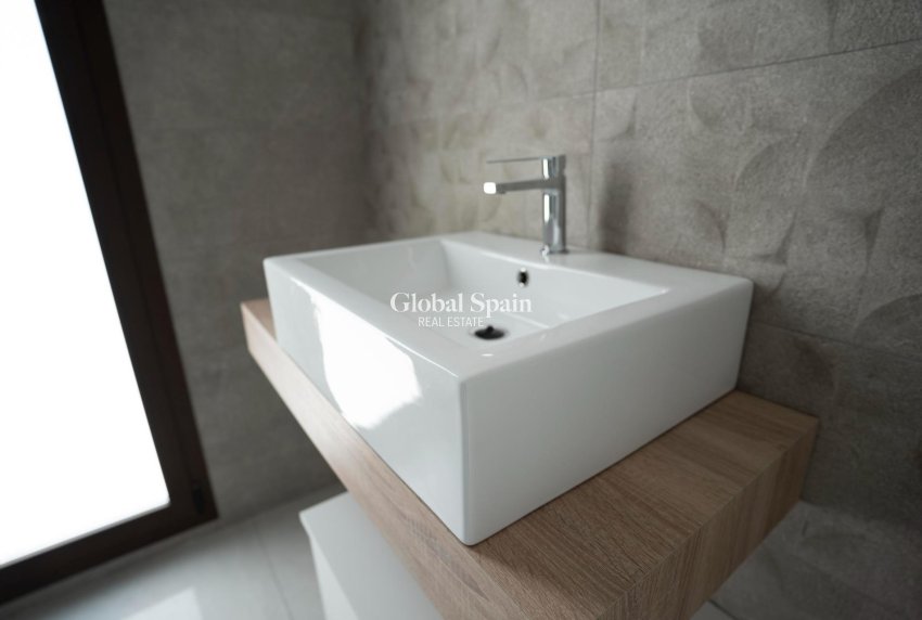 Nouvelle construction - VILLA -
POLOP - La Alberca