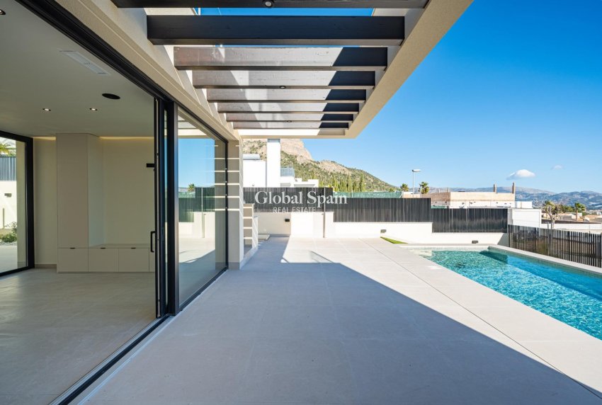 Nouvelle construction - VILLA -
POLOP - La Alberca