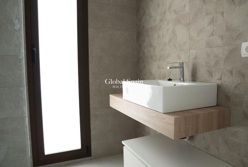 Nouvelle construction - VILLA -
POLOP - La Alberca