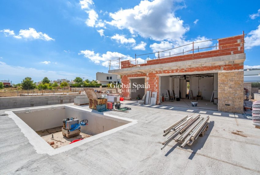 Nouvelle construction - VILLA -
POLOP - Novapolop