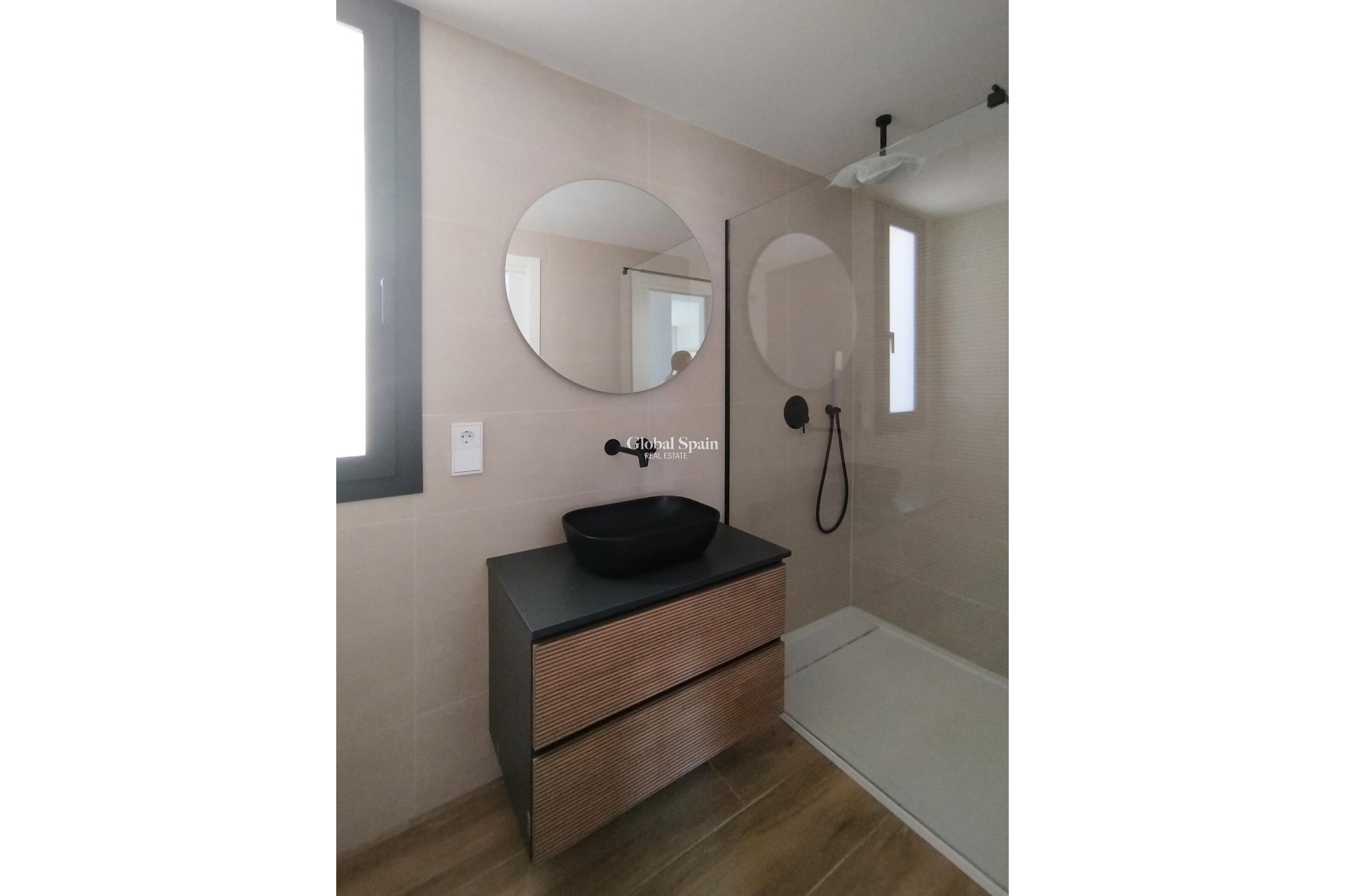 Nouvelle construction - Villa -
POLOP - PAU 1