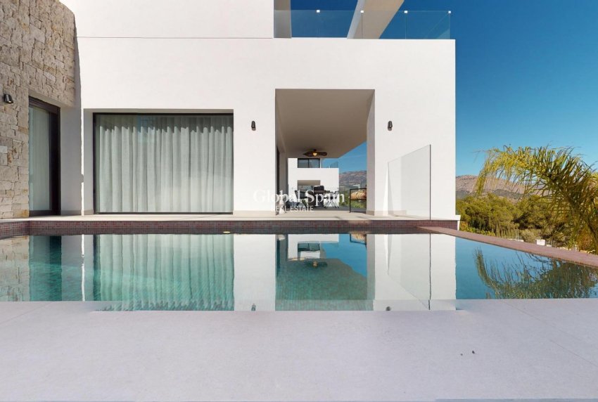 Nouvelle construction - Villa -
POLOP - PAU 1