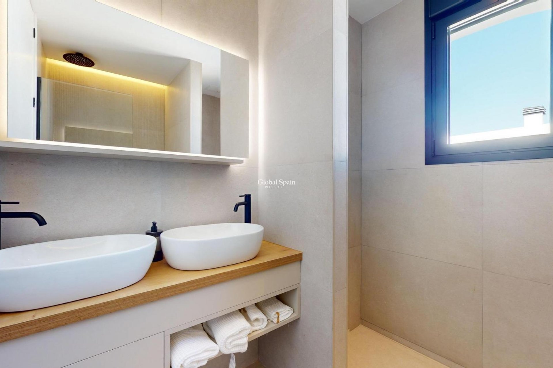 Nouvelle construction - Villa -
POLOP - PAU 1