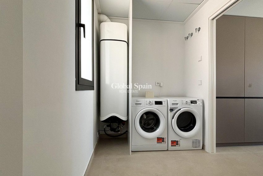 Nouvelle construction - VILLA -
POLOP - PAU 1