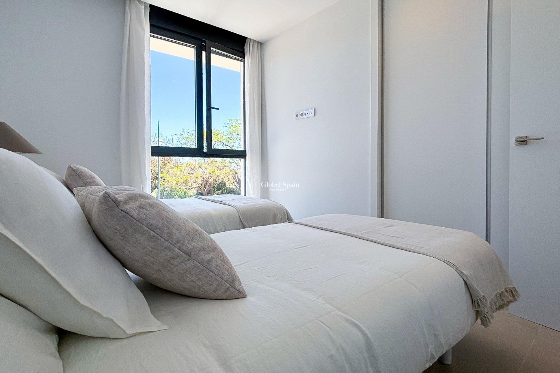 Nouvelle construction - VILLA -
POLOP - PAU 1