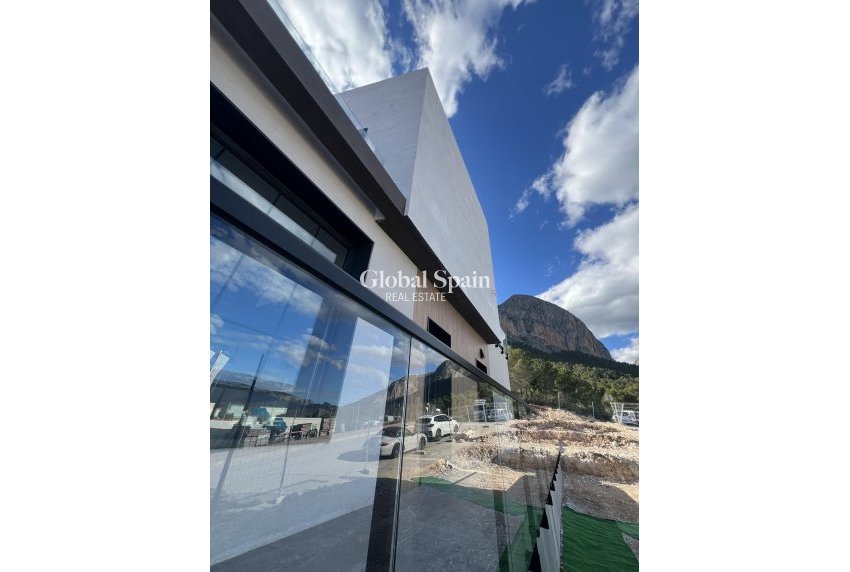 Nouvelle construction - Villa -
POLOP - PAU1