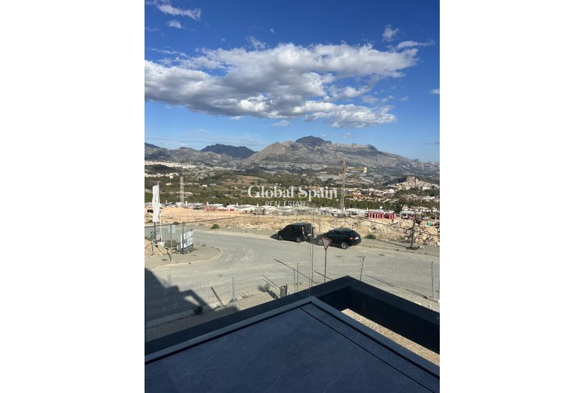 Nouvelle construction - VILLA -
POLOP - PAU1