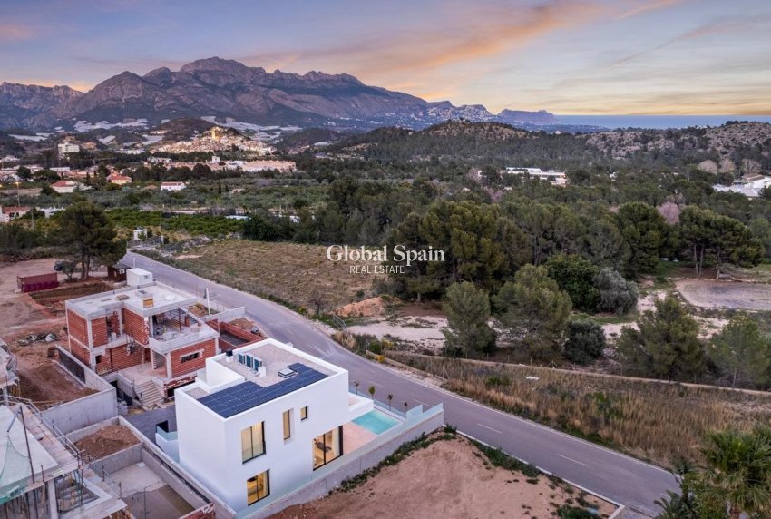 Nouvelle construction - VILLA -
POLOP - Urbanizaciones