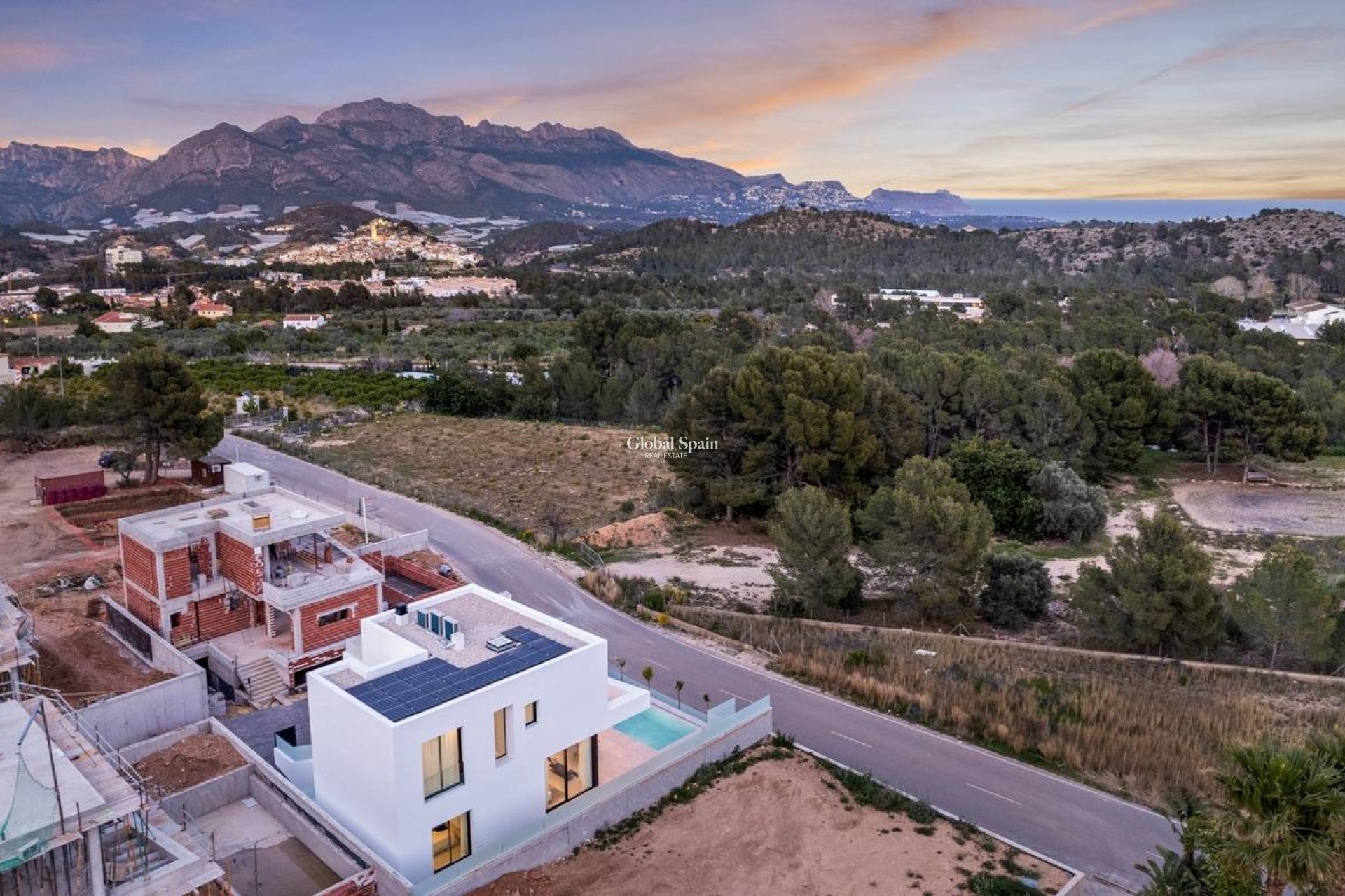 Nouvelle construction - VILLA -
POLOP - Urbanizaciones